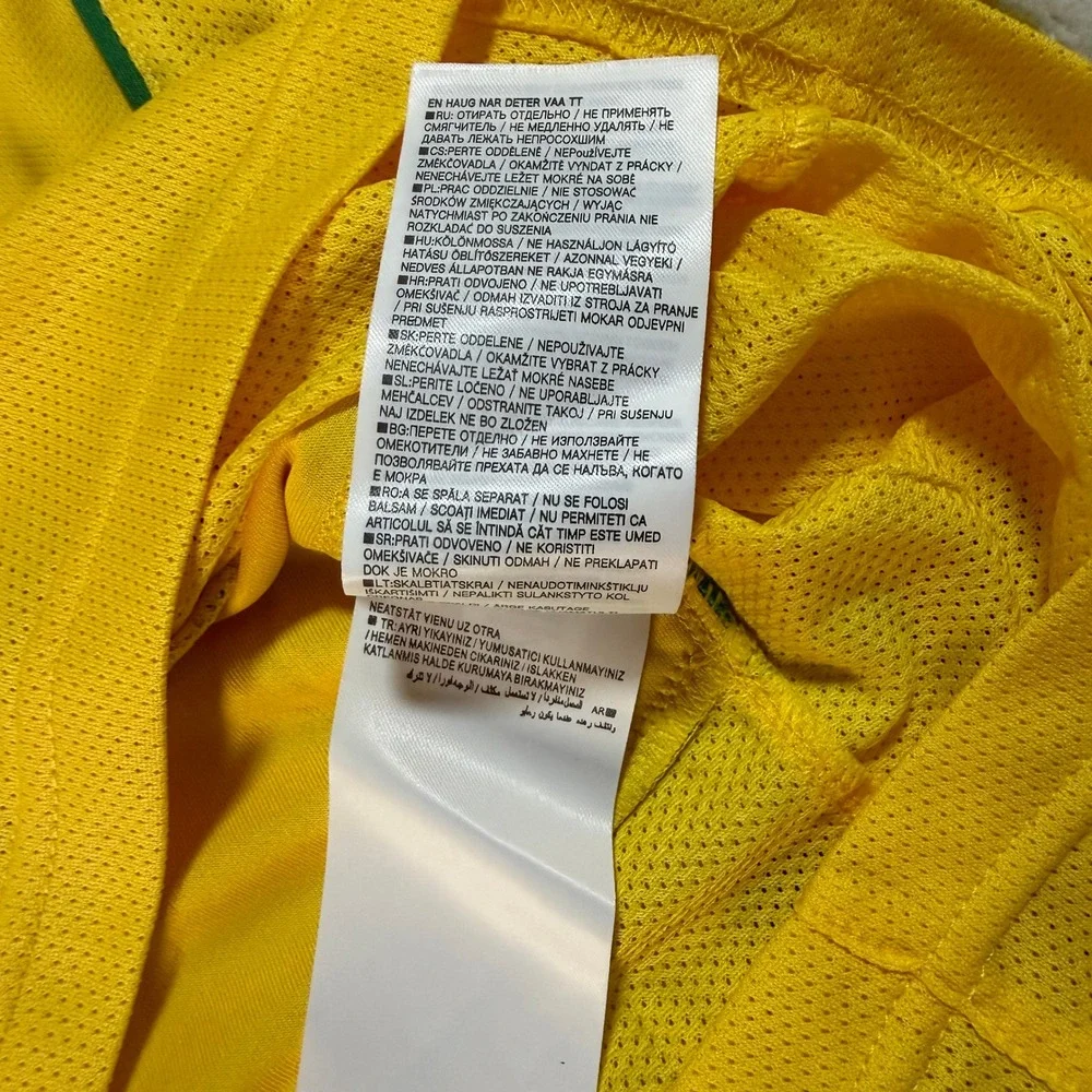 Nike Brazil Ronaldinho 10 Soccer Jersey Yellow Green Mens M Player Version NWT